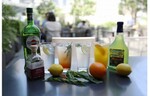 イタリアンテイストの低アルコールドリンクを飲みにいこう！　西新宿にあるオービカ モッツァレラバーで低アルコールドリンク4種&夏の食材を贅沢に使ったメニューを販売