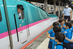 新幹線見学付きの一時保育、盛岡駅で「駅ハピいく」提供へ